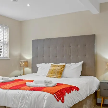 Apartmán Pass The Keys Newly Renovated 2 Bedroom Town Centre *
